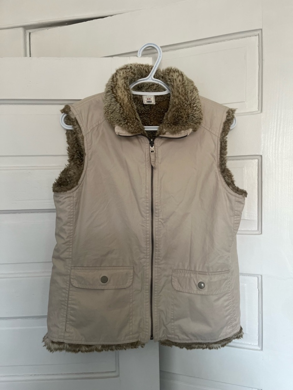 Old Navy Tan Faux-Fur Lined Women's Vest